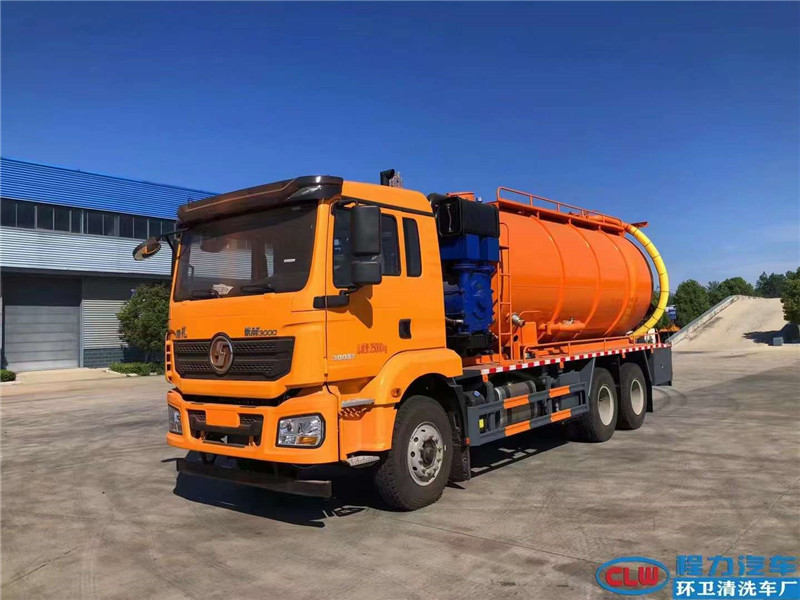 陜汽德龍28方強(qiáng)排搶險(xiǎn)救援車(chē)