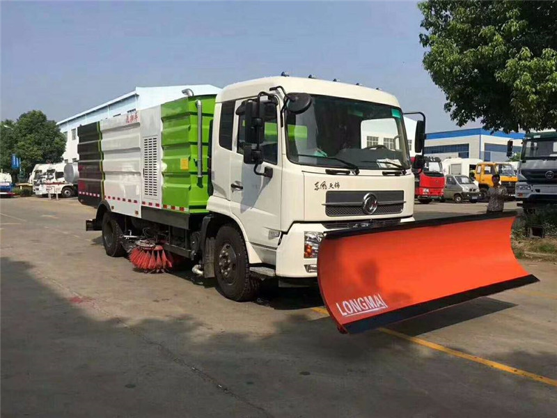 東風多利卡掃路車無噪音，效率高風量大，使用壽命長